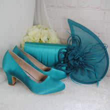 Load image into Gallery viewer, Teal Satin Bridal Set: Handmade Block Heels, Clutch, Fascinator
