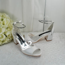 Load image into Gallery viewer, Ivory Block Heel Bridal Shoes - UK5 - Ready to Dispatch
