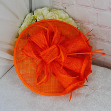 Load image into Gallery viewer, Stunning Orange Bag and Fascinator Hat Bright Orange Matching Bridal Set Hatinator Purse for Wedding Guest Mother of the Bride Groom

