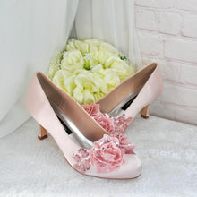 Load image into Gallery viewer, Pink Satin Bridal Set: Embroidered Heels, Clutch, Fascinator
