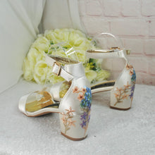 Load image into Gallery viewer, Ivory Block Heel Bridal Sandals, Low heels, Embroidered Wedding Shoes for Bride
