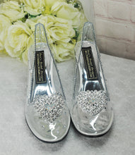 Load image into Gallery viewer, Crystal Cinderella Wedding Shoes: Transparent Block Heel Glass Slippers
