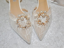 Load image into Gallery viewer, Gold Pearl &amp; Crystal Bridal Shoe Clips – Wedding Shoe Jewellery
