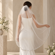 Load image into Gallery viewer, Luxury Beaded Edge Bridal Veil – White or Ivory, 100–300 cm
