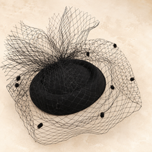 Load image into Gallery viewer, Vintage Pillbox Hat with Veil
