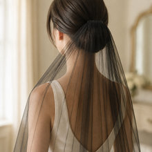 Load image into Gallery viewer, Seline Soft Tulle Bridal Veil – Black, Ivory, White or Red – Fingertip to Cathedral Length
