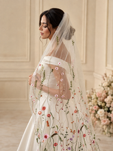 Load image into Gallery viewer, Secret Garden wildflower veil - 150cm Waltz Length
