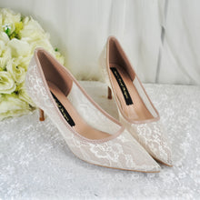 Load image into Gallery viewer, Nude Lace Pointed Toe Court Shoes - UK5 - Ready to Dispatch
