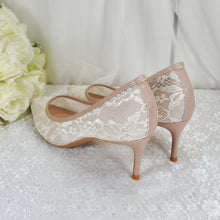 Load image into Gallery viewer, Nude Lace Pointed Toe Court Shoes - UK5 - Ready to Dispatch
