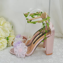Load image into Gallery viewer, Pink 3D Flower Block Heels
