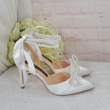 Load image into Gallery viewer, Sling Back Bridal Heels with Pearls
