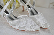 Load image into Gallery viewer, Embroidered Floral Shoes | Ivory or White

