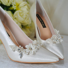 Load image into Gallery viewer, Satin Shoes with Floral Shoe Clip
