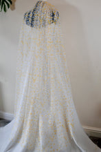 Load image into Gallery viewer, Sunflower Wedding Veil
