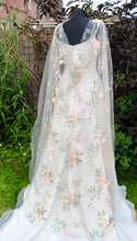 Load image into Gallery viewer, Champagne Floral Wedding Cape
