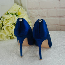 Load image into Gallery viewer, Winter Midnight Blue Velvet Bridal Shoes | Crystal Snowflake Heels
