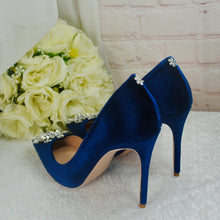 Load image into Gallery viewer, Winter Midnight Blue Velvet Bridal Shoes | Crystal Snowflake Heels
