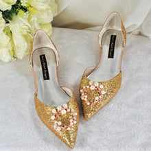 Load image into Gallery viewer, Champagne Gold Flats
