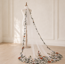 Load image into Gallery viewer, Autumnal embroidered Veil - Cathedral Length Floral Lace Edge Bridal Veil
