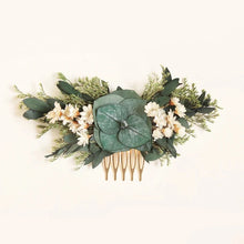 Load image into Gallery viewer, Boho Floral Comb
