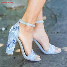 Load image into Gallery viewer, Blue Embroidered Block Heel Sandals
