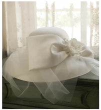 Load image into Gallery viewer, Bridal Hat 004
