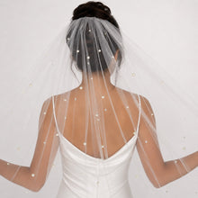Load image into Gallery viewer, 150cm Pearl &amp; Rhinestone Veil
