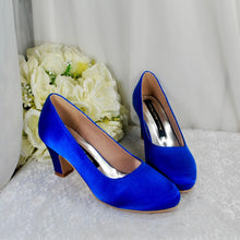 Load image into Gallery viewer, Royal Blue Block Heel Satin Shoes - UK5 - Ready to Dispatch
