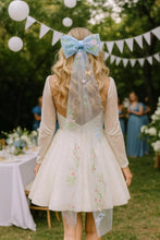 Load image into Gallery viewer, Botanical Tulle Bridal Bow |Custom Colour Bridal Veil Bow with Flowers
