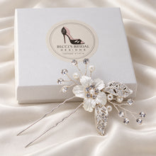 Load image into Gallery viewer, Ivory Flower Bridal Hair Pin – Pearl &amp; Crystal Silver Hairpiece
