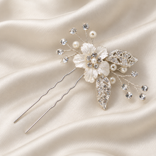 Load image into Gallery viewer, Ivory Flower Bridal Hair Pin – Pearl &amp; Crystal Silver Hairpiece

