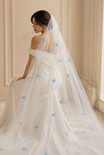 Load image into Gallery viewer, Blue Butterfly Veil - 200cm Long Handmade Soft Tulle Bridal Veil with Comb

