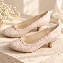 Load image into Gallery viewer, Kitten Heel Lace 5cm Low Bridal Shoes

