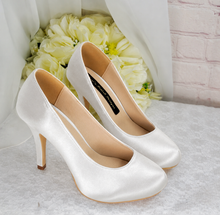Load image into Gallery viewer, Ivory Satin Bridal Court Shoes - UK5 - Ready to Dispatch
