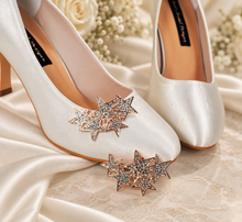 Load image into Gallery viewer, Crystal Star Shoe Clips – Silver or Rose Gold Celestial Bridal Shoe Decorations
