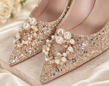 Load image into Gallery viewer, Gold Pearl &amp; Crystal Bridal Shoe Clips – Wedding Shoe Jewellery

