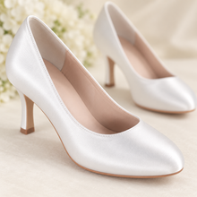 Load image into Gallery viewer, Clara Plain Satin Bridal Court Shoes – 9 cm Heel
