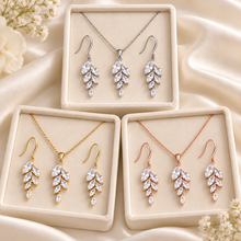 Load image into Gallery viewer, Personalised Crystal Leaf Jewellery Set – Bridesmaid Gift
