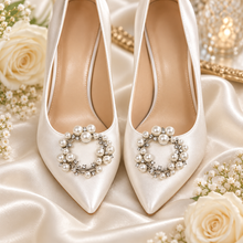 Load image into Gallery viewer, Silver Pearl and Crystal Bridal Shoe Clips – Removable Wedding Accessories
