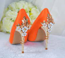 Load image into Gallery viewer, Orange Pointed Toe Court Shoes - UK5 - Ready to Dispatch
