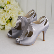 Load image into Gallery viewer, Vintage Satin Mary Jane Bridal Shoes
