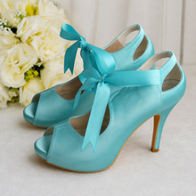 Load image into Gallery viewer, Vintage Satin Mary Jane Bridal Shoes
