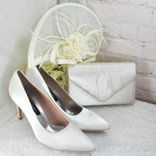 Load image into Gallery viewer, Ivory Satin Bridal Set: Handmade Heels, Clutch Bag &amp; Fascinator
