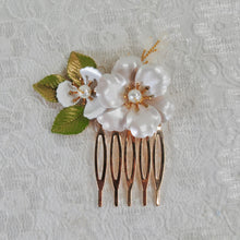 Load image into Gallery viewer, Pearlescent Pink Bridal Hair Comb, Gold Wedding Accessories
