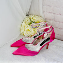 Load image into Gallery viewer, Handmade Fuchsia Pink Satin Bridal Set: Heels, Clutch &amp; Fascinator

