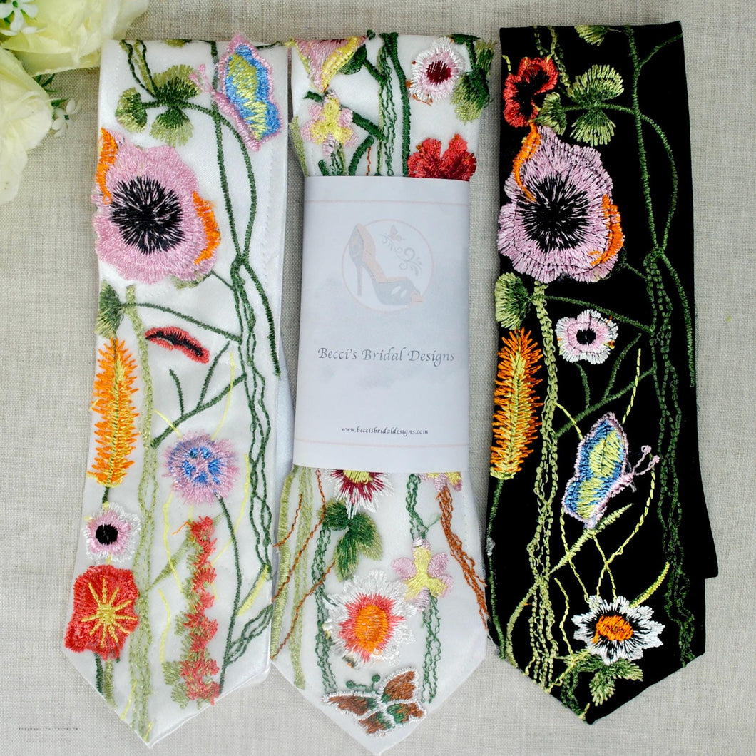 Secret Garden Mens Tie, Embroidered Wildflower Necktie, Floral Tie for Groom, Groomsmen, Flower Ties, White Bridal Tie