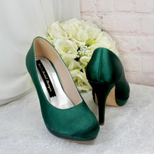 Load image into Gallery viewer, Emerald Green Satin Round Toe Heels - UK3 - Ready to Dispatch

