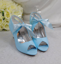 Load image into Gallery viewer, Something Blue Vintage Bridal Booties, Low Heel Wedding Boots UK8/US10.5
