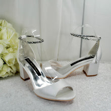 Load image into Gallery viewer, Ivory Block Heel Bridal Shoes - UK5 - Ready to Dispatch

