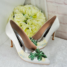 Load image into Gallery viewer, Ivory Satin Bridal Set: Floral Embroidered Heels, Clutch &amp; Fascinator
